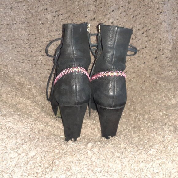 JOHN FLUEVOG-WRITES Angelou-Black Nubuck Leather - Picture 7 of 8